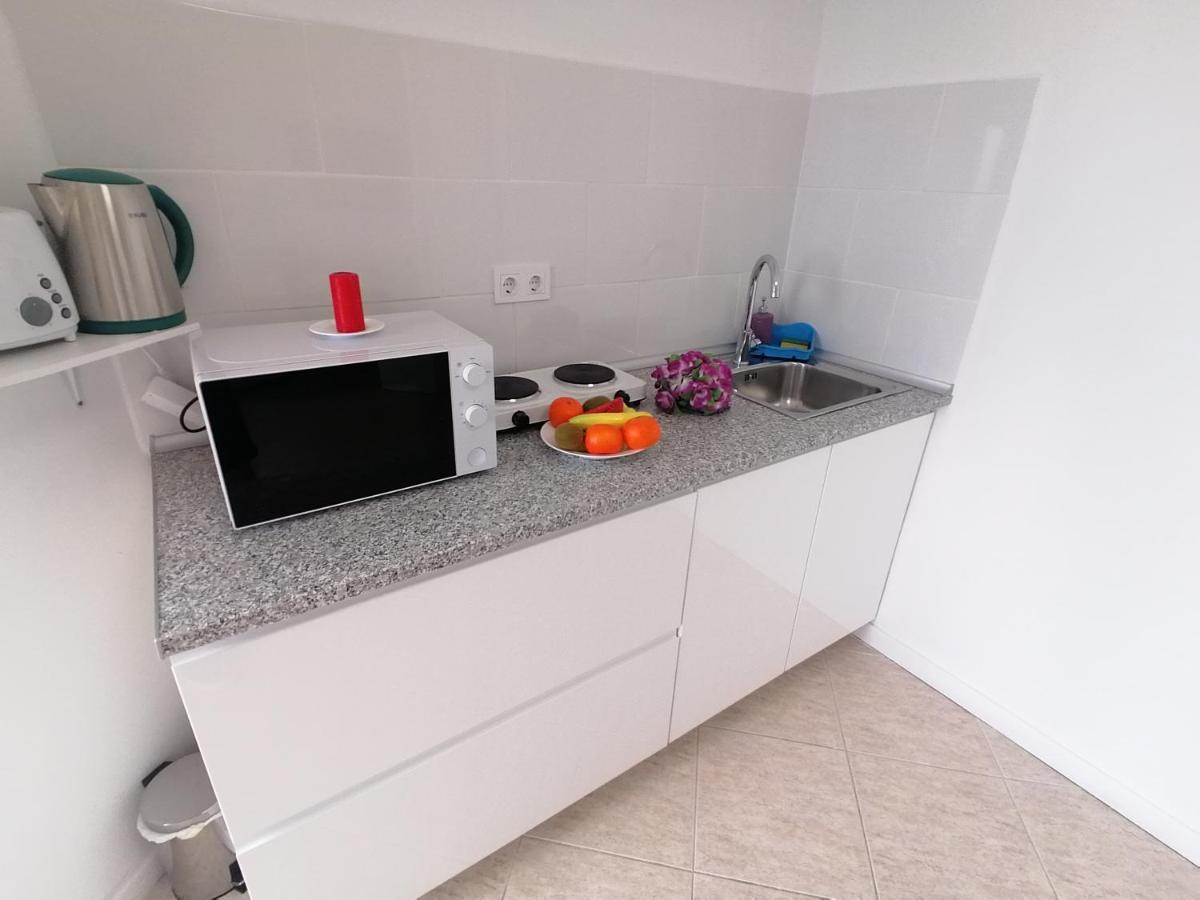 Small Studio, 50 M Front Of The Ocean & Free Wifi Playa Feñabe Exteriör bild